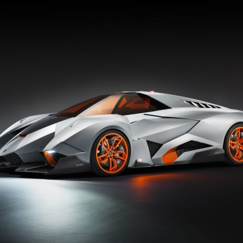 Lamborghini Egoista : 50 ans pour porter le design futuriste à son paroxysme