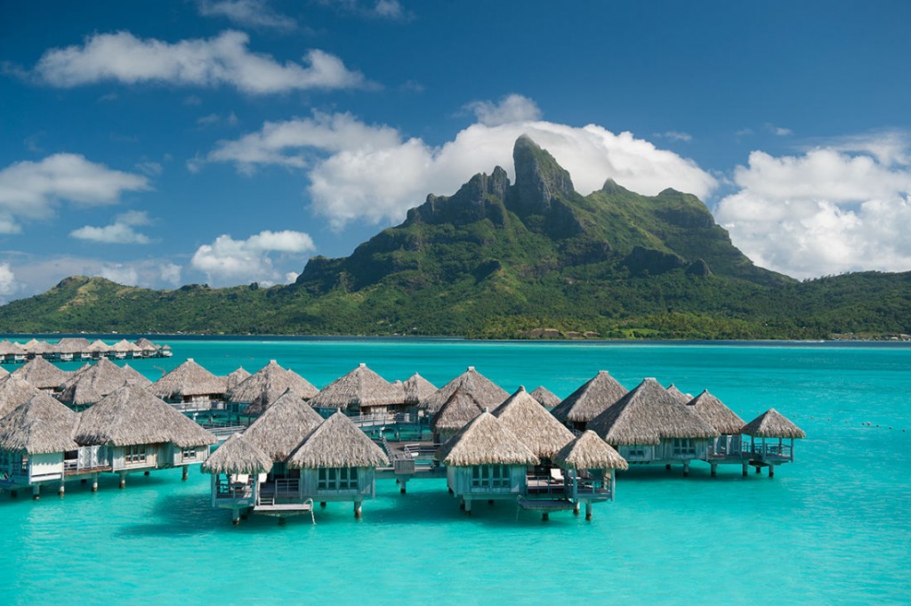 St Regis Bora Bora resort : the epitome of elegance