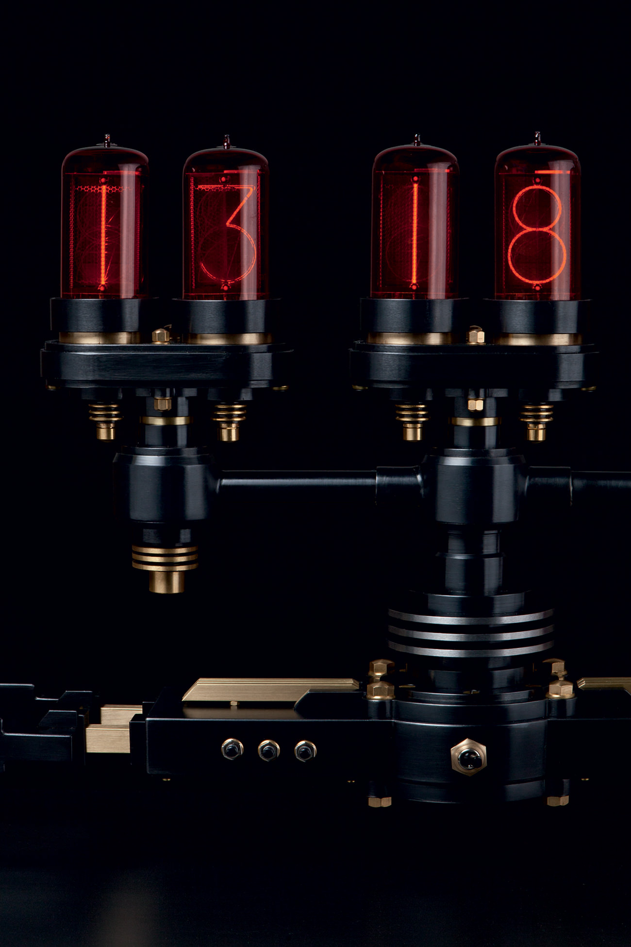 Nixie Machine by Frank Buchwald: altar of time