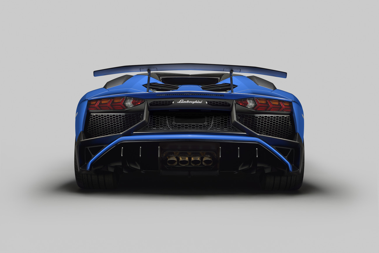 Lamborghini Aventador Superveloce: the new supercar roadster