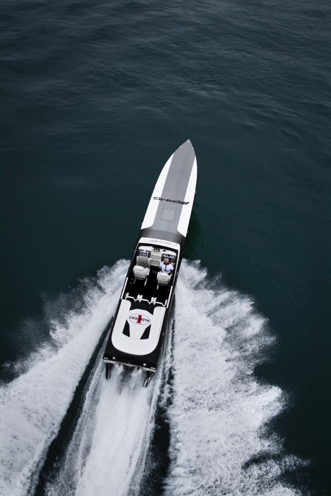 Cigarette AMG Concept Electric Drive le bateau électrique le plus rapide au monde