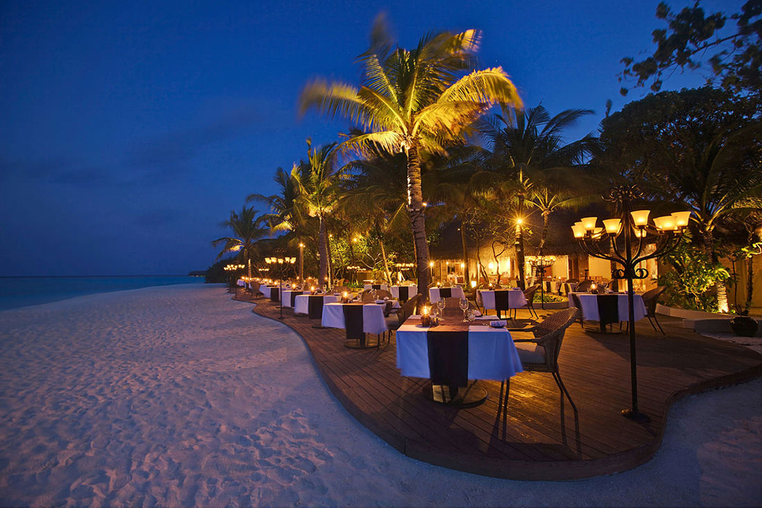 5-star Kanuhura Resort in Maldives