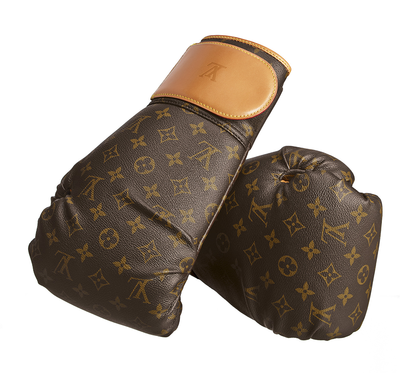 Boxe : 138 000€ le sac de frappe Louis Vuitton dessiné par Karl Lagerfeld