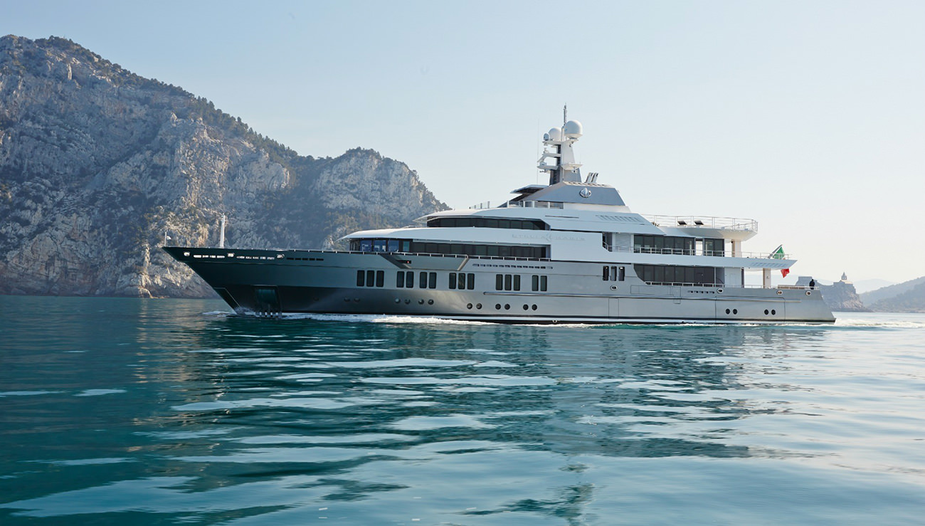 the stella maris yacht