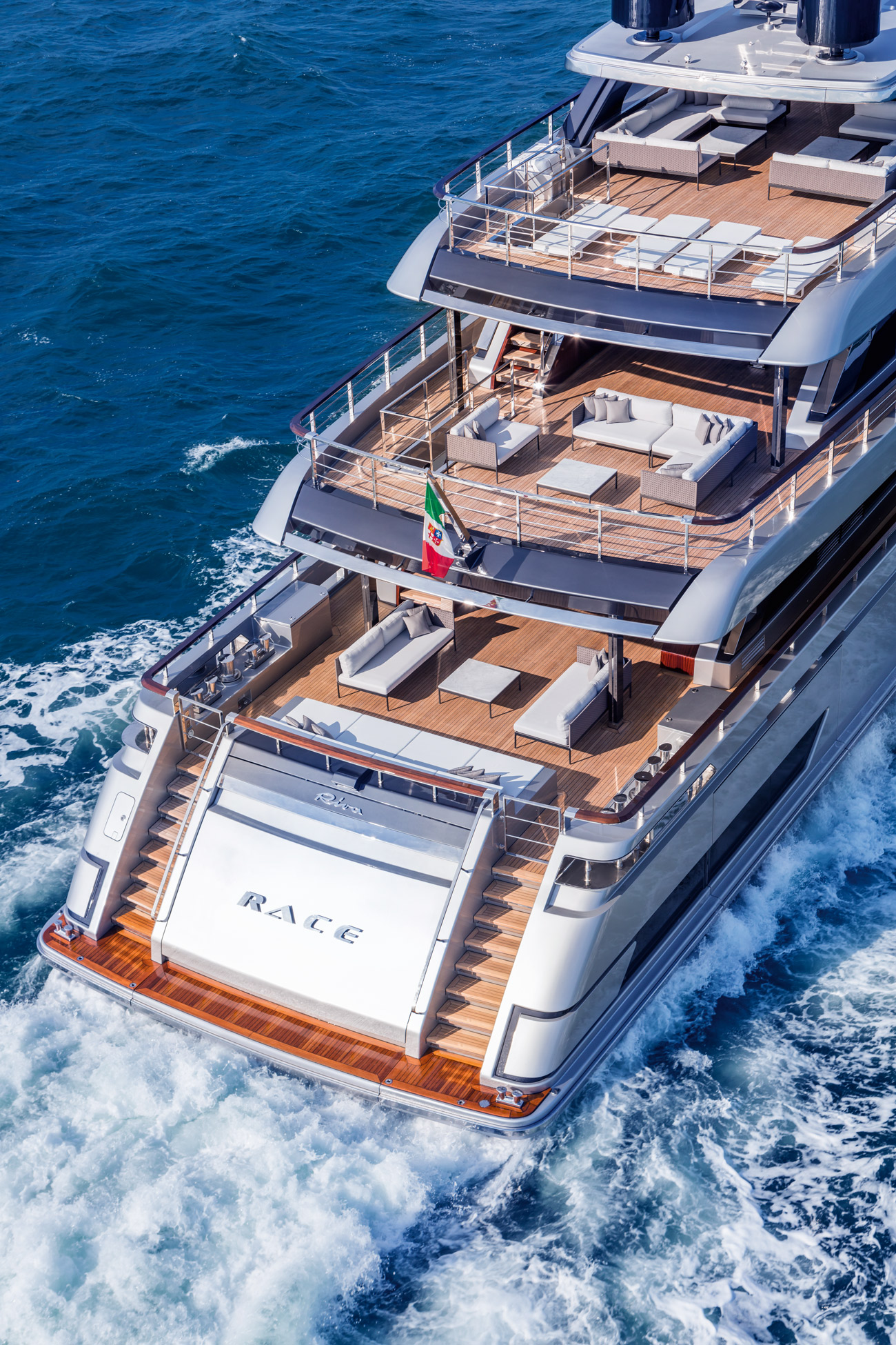 Riva 50mt Superyacht 2 Le Magazine Sur L Actualite Du Luxe Themilliardaire Riva 50mt Superyacht 2 Le Magazine Sur L Actualite Du Luxe Themilliardaire