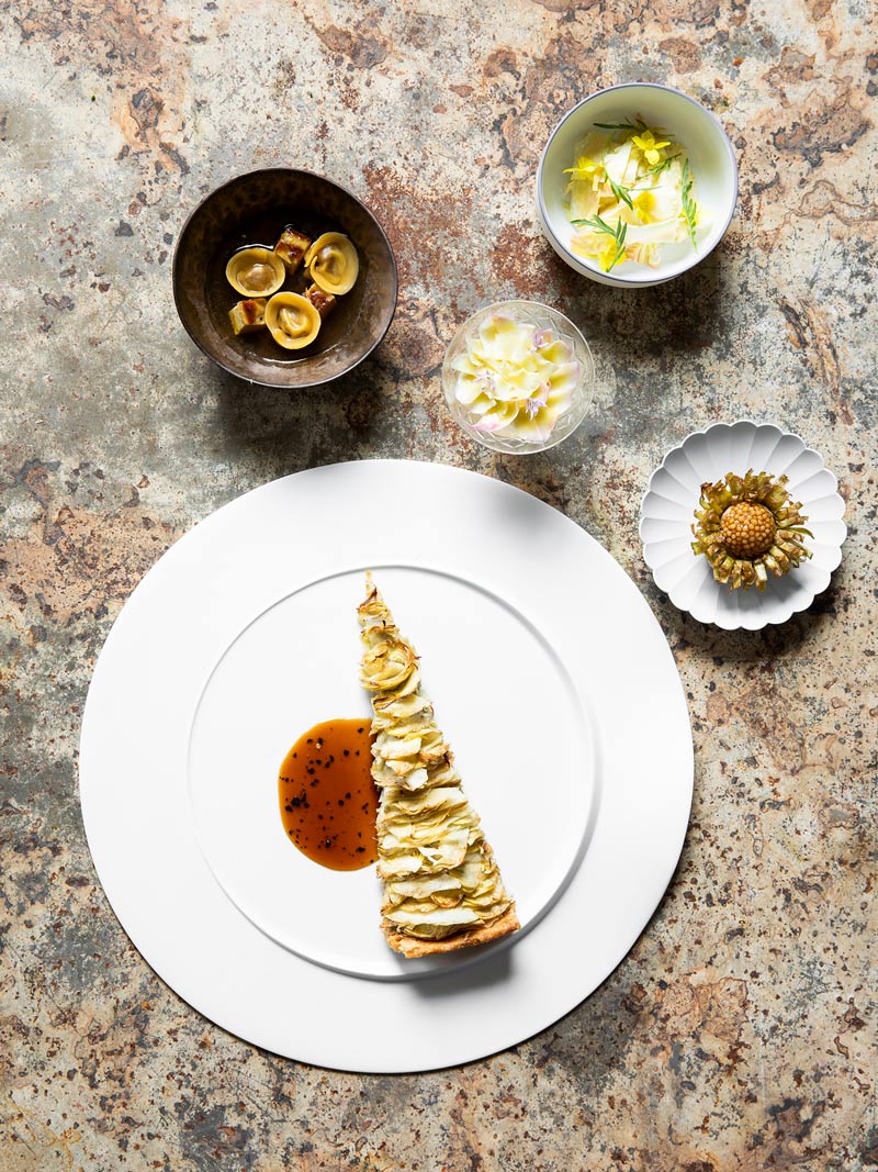 Le Mirazur Une Vision De La Cuisine Par Le Chef Mauro Colagreco Le Mirazur Une Vision De La Cuisine Par Le Chef Mauro Colagreco
